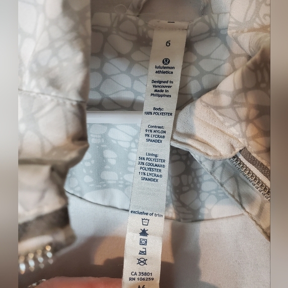 Womens Lululemon Run Hustle Jacket Size 6 White Reflective Glacier Lace - Picture 10 of 16